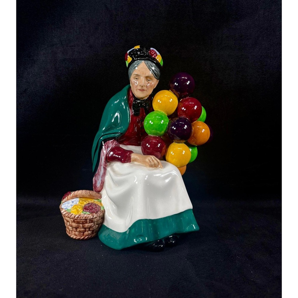 Royal Doulton The Old Balloon Seller Ceramic Figurine HN 1315 Retired 7.5" Tall